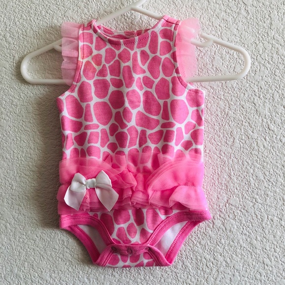 Onsie - Picture 7 of 8